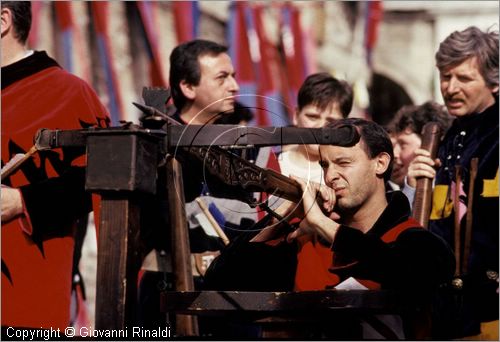 ITALY - ASSISI (PG)
Calendimaggio (primi di maggio)
La citt rivive l'epoca medievale per celebrare il ritorno della primavera