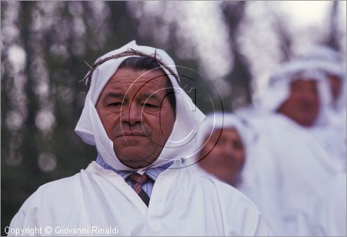 ITALY - CALITRI (AV)
Processione delle croci a spalla al Monte Calvario (Venerd Santo)