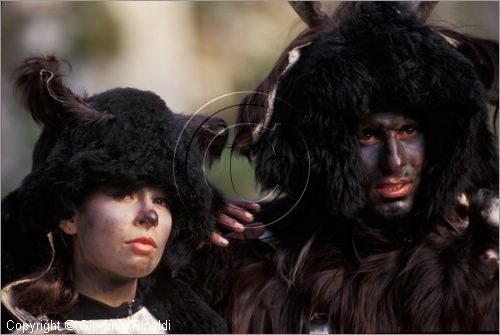 ITALY - CASTELNUOVO A VOLTURNO (IS)
Festa "Il Cervo" (carnevale)
il cervo e la cerva entrano in paese