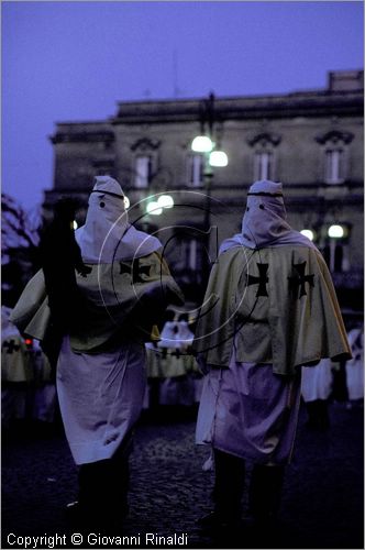 ITALY - ENNA
Venerd Santo
Processione delle confraternite