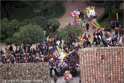 ITALY - GUBBIO (PG)
Festa della Corsa dei Ceri (15 maggio)
la folla riempie la citt