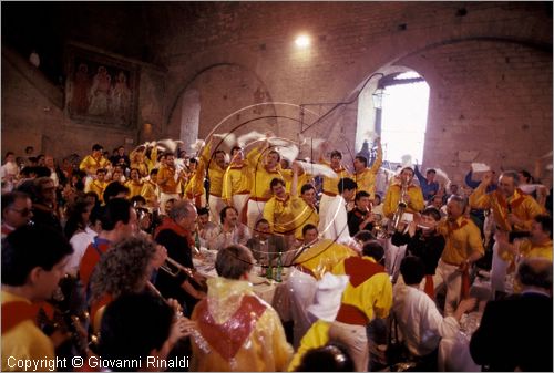 ITALY - GUBBIO (PG)
Festa della Corsa dei Ceri (15 maggio)
Banchetto dei ceraioli nel Palazzo dei Consoli