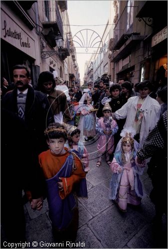 ITALY - MARSALA (TP)
Processione del Gioved Santo
le Verginelle e gli Angioletti