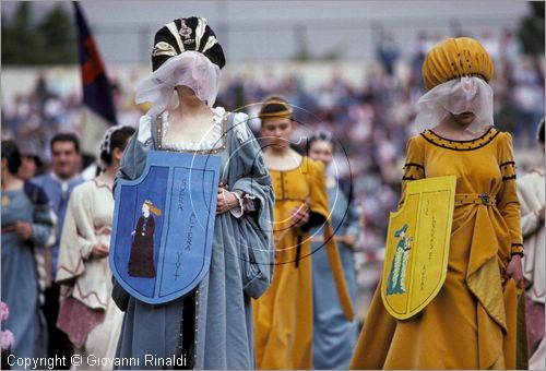 ITALY - NARNI (TR)
Corsa all'Anello (2a Domenica di Maggio)
corteo storico