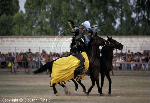 ITALY - ORIA (BR)
Corteo Storico di Federico II e Torneo dei Rioni (prima decade di agosto)
rievocazione del 10 Agosto del 1225 quando Federico II giunse in Oria con la sua corte per attendere la promessa sposa, Isabella di Brienne