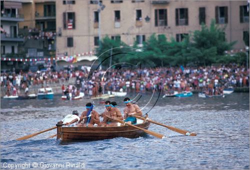 ITALY - PORTO SANTO STEFANO (GR)
Palio Marinaro dei 4 rioni (15 agosto)
la regata