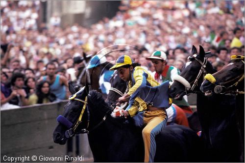 ITALY - SIENA
Il Palio (2 luglio e 16 agosto)
la "mossa" di una giornata di prova