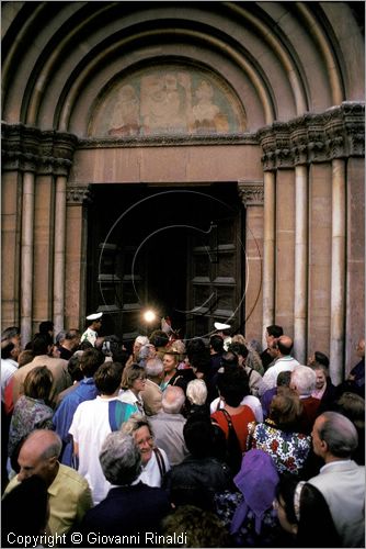 ITALY - L'AQUILA
Festa della Perdonanza Celestiniana (28 e 29 agosto)
Corteo in costumi storici e tradizionali
chiusura della Porta Santa