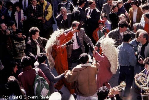 ITALY - PRIZZI (PA)
Pasqua
"Abballu de li Diavuli"