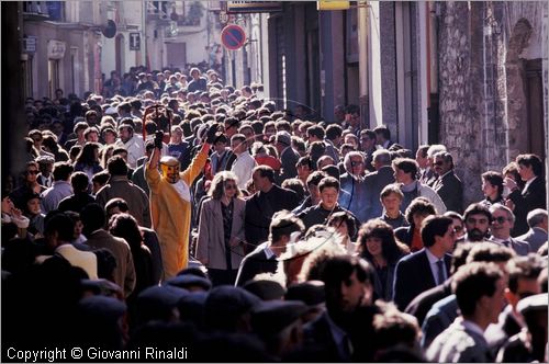 ITALY - PRIZZI (PA)
Pasqua
"Abballu de li Diavuli"