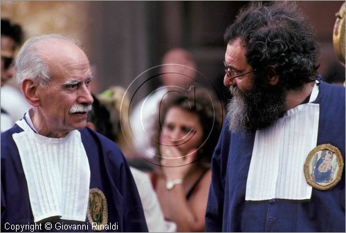 ITALY - ROMA - Trastevere
Festa di Santa Maria del Carmine (luglio)
confraternita in processione