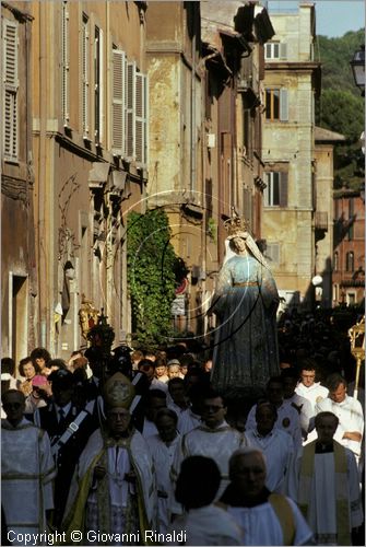 ITALY - ROMA - Trastevere
Festa di Santa Maria del Carmine (luglio)
processione di ritorno