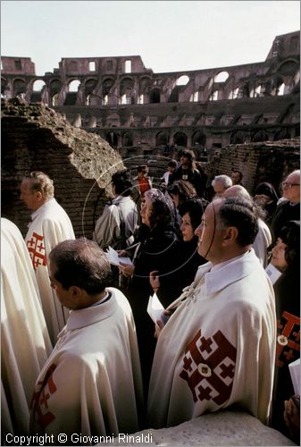 ITALY - ROMA
Via Crucis della Confraternita dei Sacconi all'interno del Colosseo (Settimana Santa)