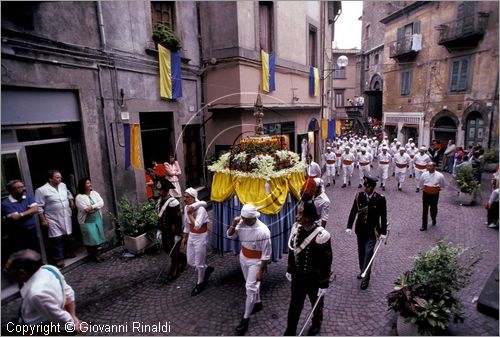 ITALY - VITERBO (3 settembre)
Festa della "Macchina di Santa Rosa)
la processione