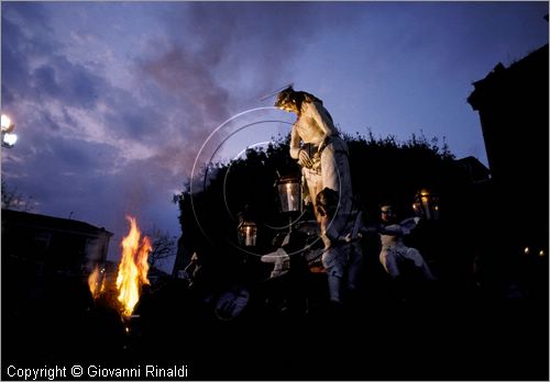 ITALY - SESSA AURUNCA (CE)
Venerd Santo
Processione dei Misteri e del Cristo Morto