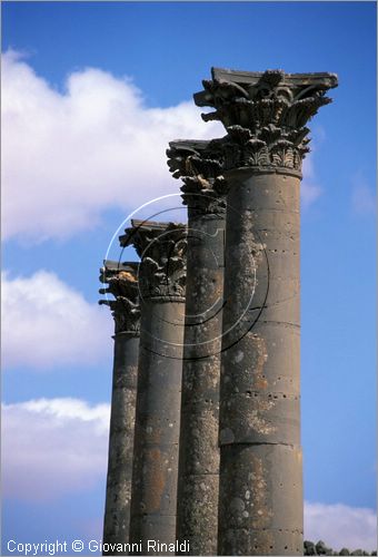 SIRIA - BOSRA (Bosra ash-Sham)
particolare di colonne e capitelli