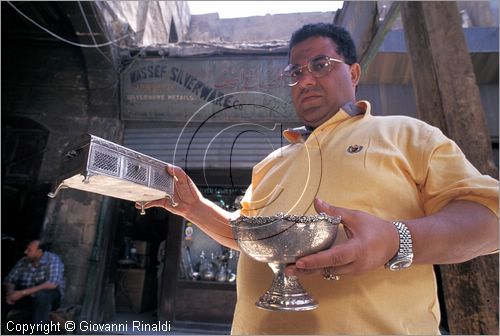 EGYPT - CAIRO - Khan El-Khalili - antiquario di argenti Wassef Silver Smith