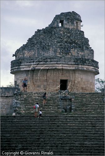 MEXICO - YUCATAN - Area archeologica di Chichen Itza, antica citt Maya (432 - 987 d.C.) - El Caracol (Osservatorio)