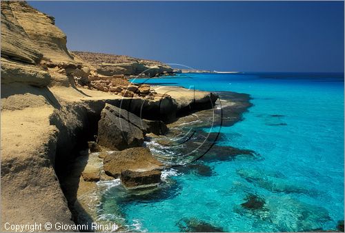 EGYPT - Marsa Matrouh - tratto di costa a circa 25 chilometri ad ovest della citt presso Ageebah Beach