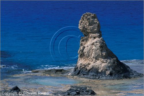 EGYPT - Marsa Matrouh - Bagni di Cleopatra, tratto di costa ovest della citt