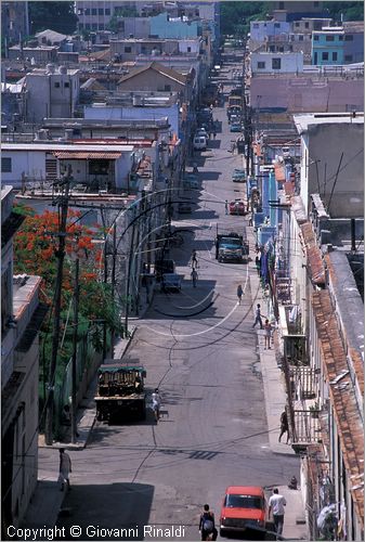 CUBA - HAVANA - veduta di una via del Centro Habana