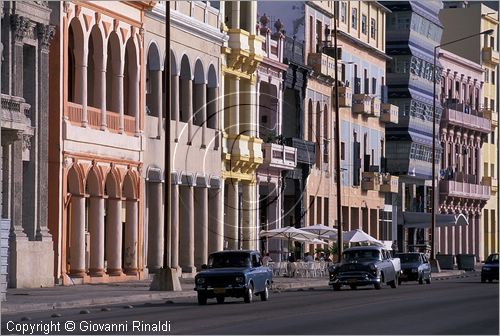 CUBA - HAVANA - Malecom Tradicional