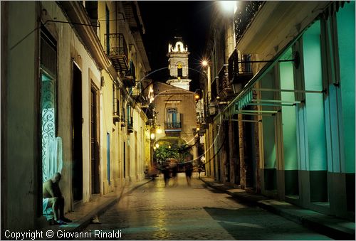 CUBA - HAVANA - La Habana Vieja - San Ignacio e Plaza de la Catedral