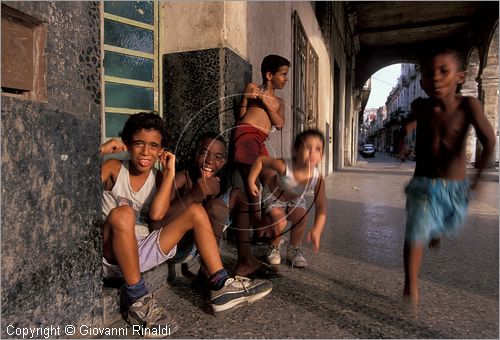 CUBA - HAVANA - La Habana Vieja - Plaza del Cristo