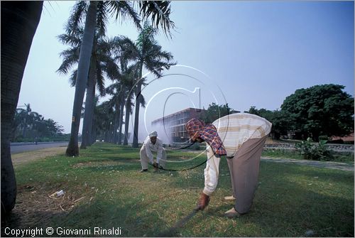 INDIA (PUNJAB) - CHANDIGARH - citt interamente progettata da Le Corbusier negli anni '50 - Universit