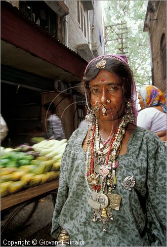 INDIA (UTTAR PRADESH) - Haridwar - citt di pellegrinaggio sulle rive del Gange - Bara Bazaar