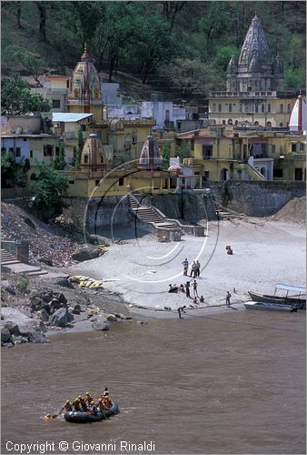 INDIA (UTTAR PRADESH) - Rishikesh - rafting sul Gange sulla strada per Badrinath