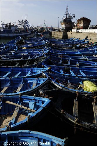 MAROCCO - MAROC - MOROCCO - ESSAOUIRA - le tipiche barche nel porto