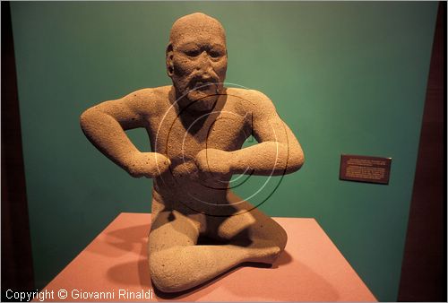 MEXICO - Citt del Messico - Museo Nazionale di Antropologia e di Storia - sezione dedicata alle culture precolombiane