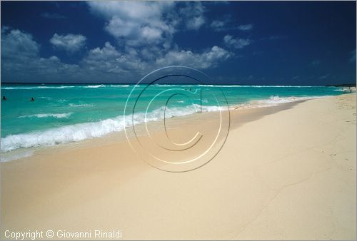 MEXICO - YUCATAN - Playa del Carmen - veduta della spiaggia