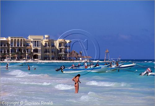 MEXICO - YUCATAN - Playa del Carmen - veduta della spiaggia