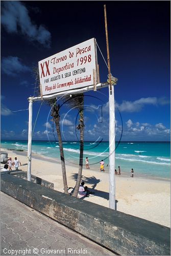 MEXICO - YUCATAN - Playa del Carmen - veduta della spiaggia