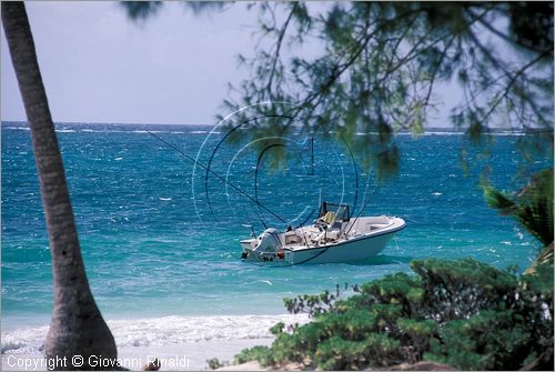 MEXICO - YUCATAN - (Playa del Carmen) - la spiaggia dell'Hotel Boca Paila sulla strada tra Tulum e Punta Allen - guesthouse per sub e pescatori