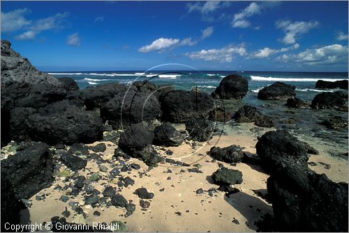 LA REUNION (Indian Ocean) - St.Gilles-Les-Bains sulla costa occidentale - la spiaggia di Boucan Canot