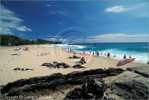 LA REUNION (Indian Ocean) - St.Gilles-Les-Bains sulla costa occidentale - la spiaggia di Boucan Canot