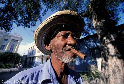 CUBA - Santiago de Cuba - Parque Cespedes