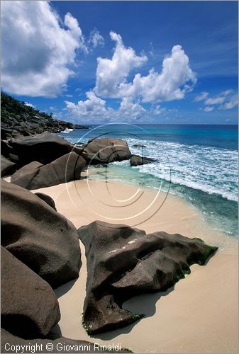 SEYCHELLES (Indian Ocean) - La Digue Island - Petite Anse