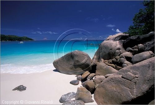 SEYCHELLES (Indian Ocean) - PRASLIN ISLAND - Anse Lazio