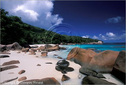 SEYCHELLES (Indian Ocean) - PRASLIN ISLAND - Anse Lazio