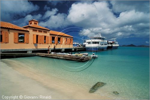 CARAIBI - ISOLE VERGINI AMERICANE - ISOLA DI ST.JOHN - Cruz Bay