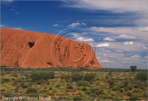 AUSTRALIA CENTRALE - Uluru Kata Tjuta National Park - Ayres Rock - veduta da ovest