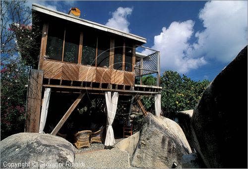 CARAIBI - ISOLE VERGINI BRITANNICHE - ISOLA DI VIRGIN GORDA - una villa presso Spring Bay "casa Toad Hall"