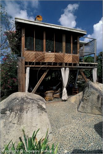 CARAIBI - ISOLE VERGINI BRITANNICHE - ISOLA DI VIRGIN GORDA - una villa presso Spring Bay "casa Toad Hall"