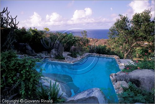 CARAIBI - ISOLE VERGINI BRITANNICHE - ISOLA DI VIRGIN GORDA - una villa sulla costa sud "Coppermine Ridge"